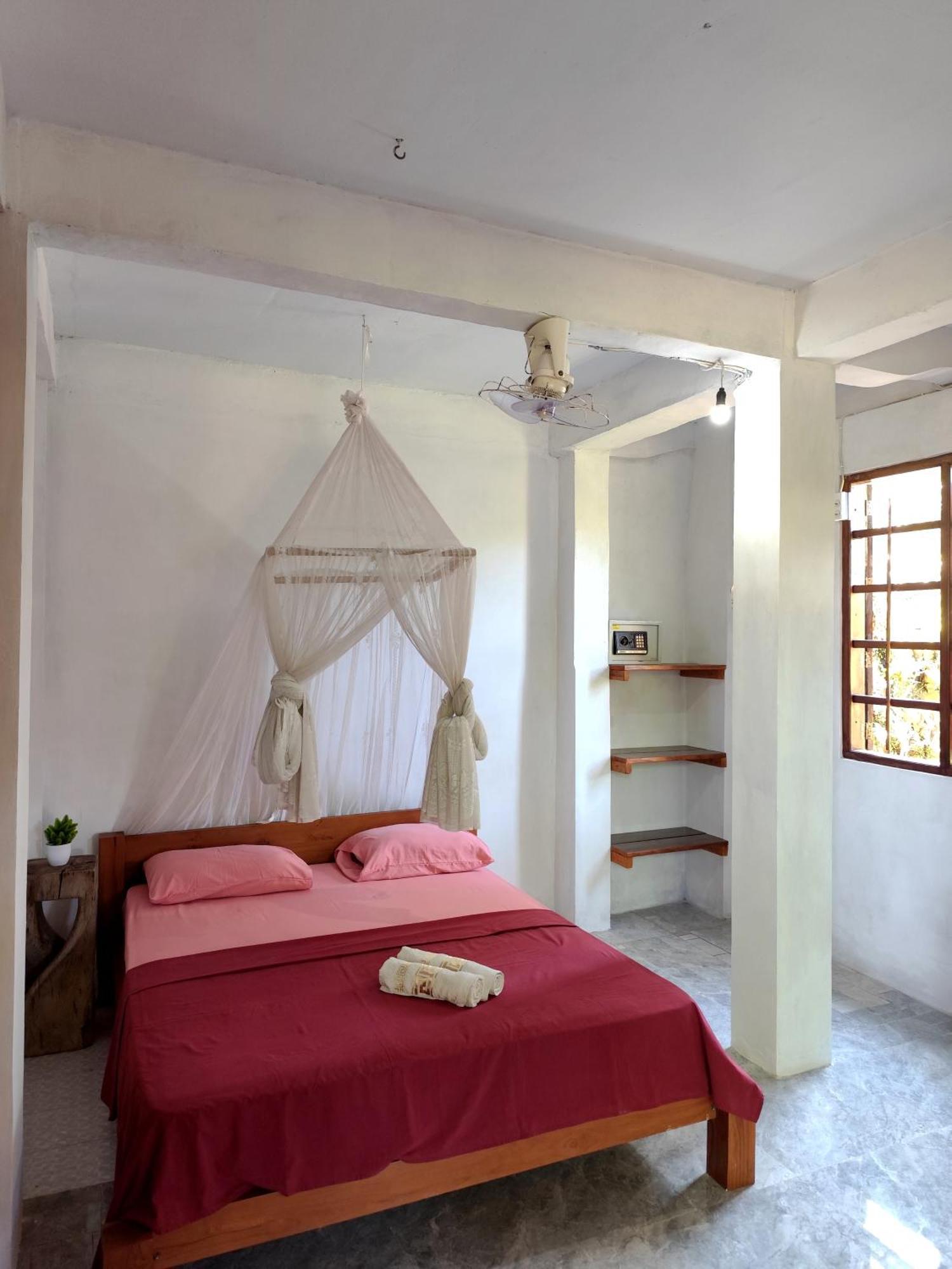 Bali Bungalow Medewisurf-Homestay Airsatang Exterior foto