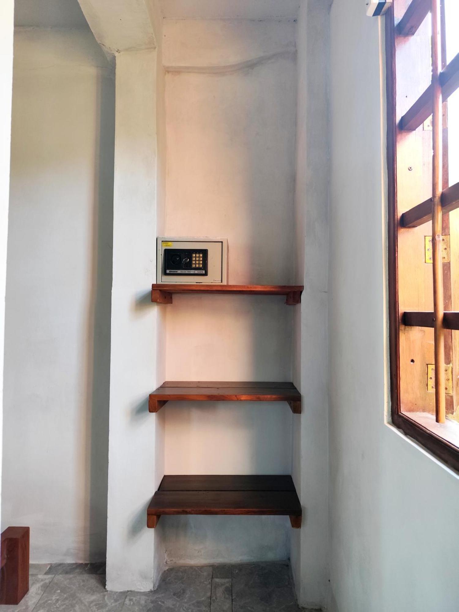 Bali Bungalow Medewisurf-Homestay Airsatang Exterior foto